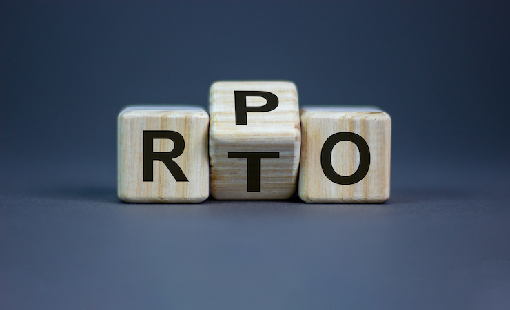 RPO（目標復旧時点）とRTO（目標復旧時間）の違いとは